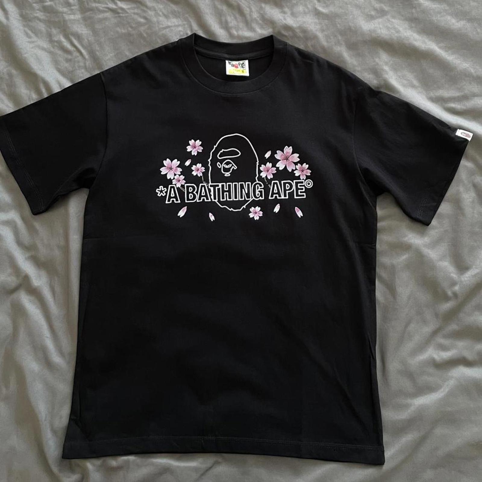 BAPE Men's Black Tshirt