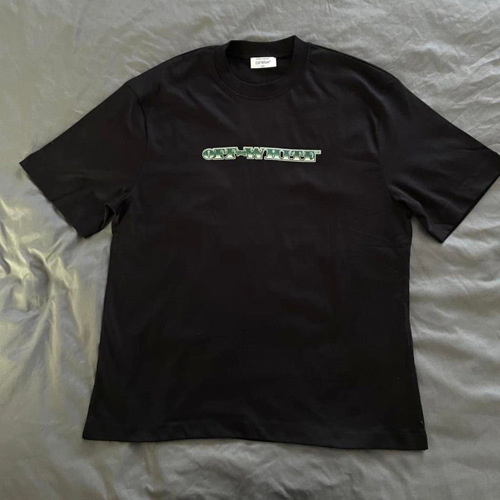Off-White Men's Black Tshirt