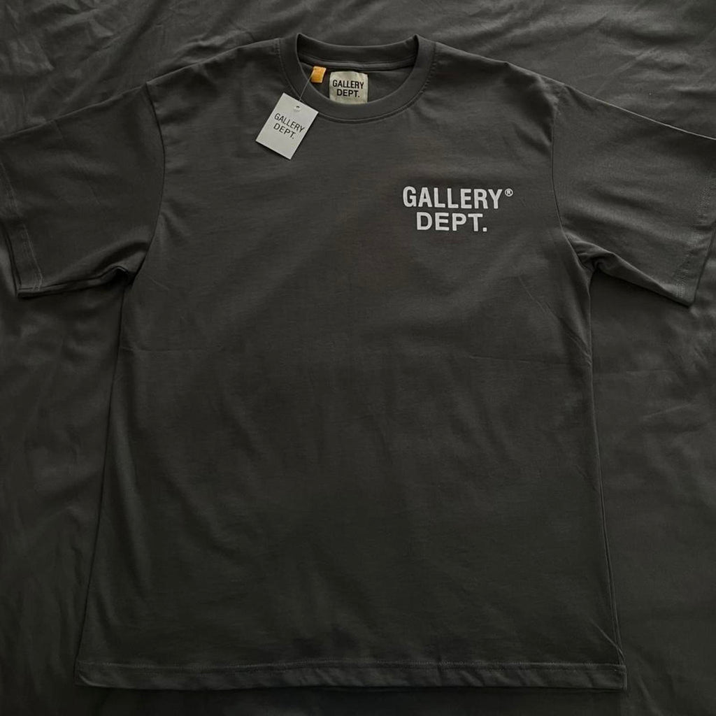 Gallery Dept. Men's Grey Tshirt