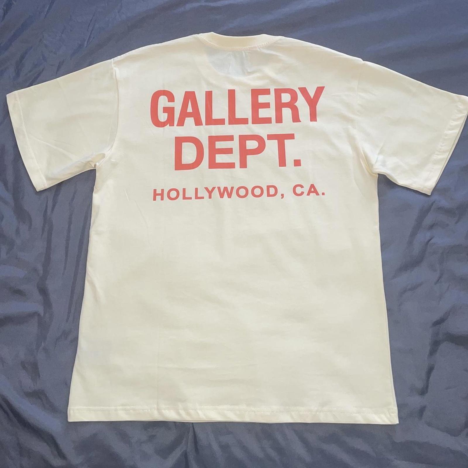 Gallery Dept. Men's Cream Tshirt