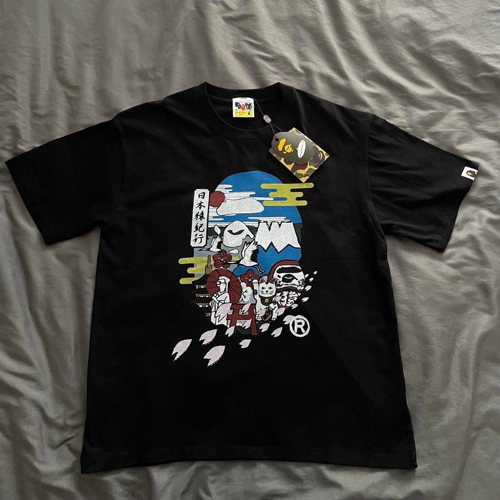 BAPE Men's Black Tshirt