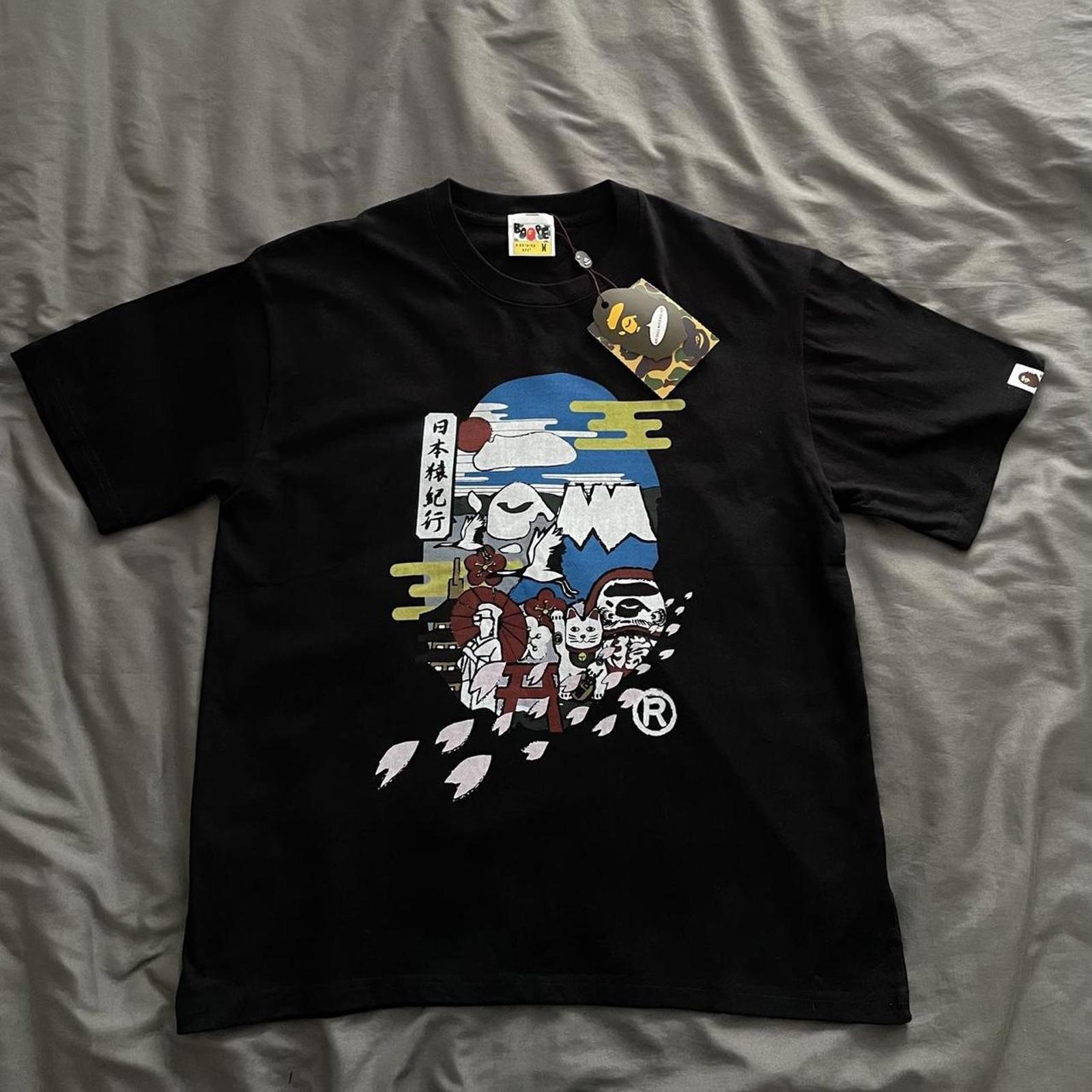 BAPE Men's Black Tshirt