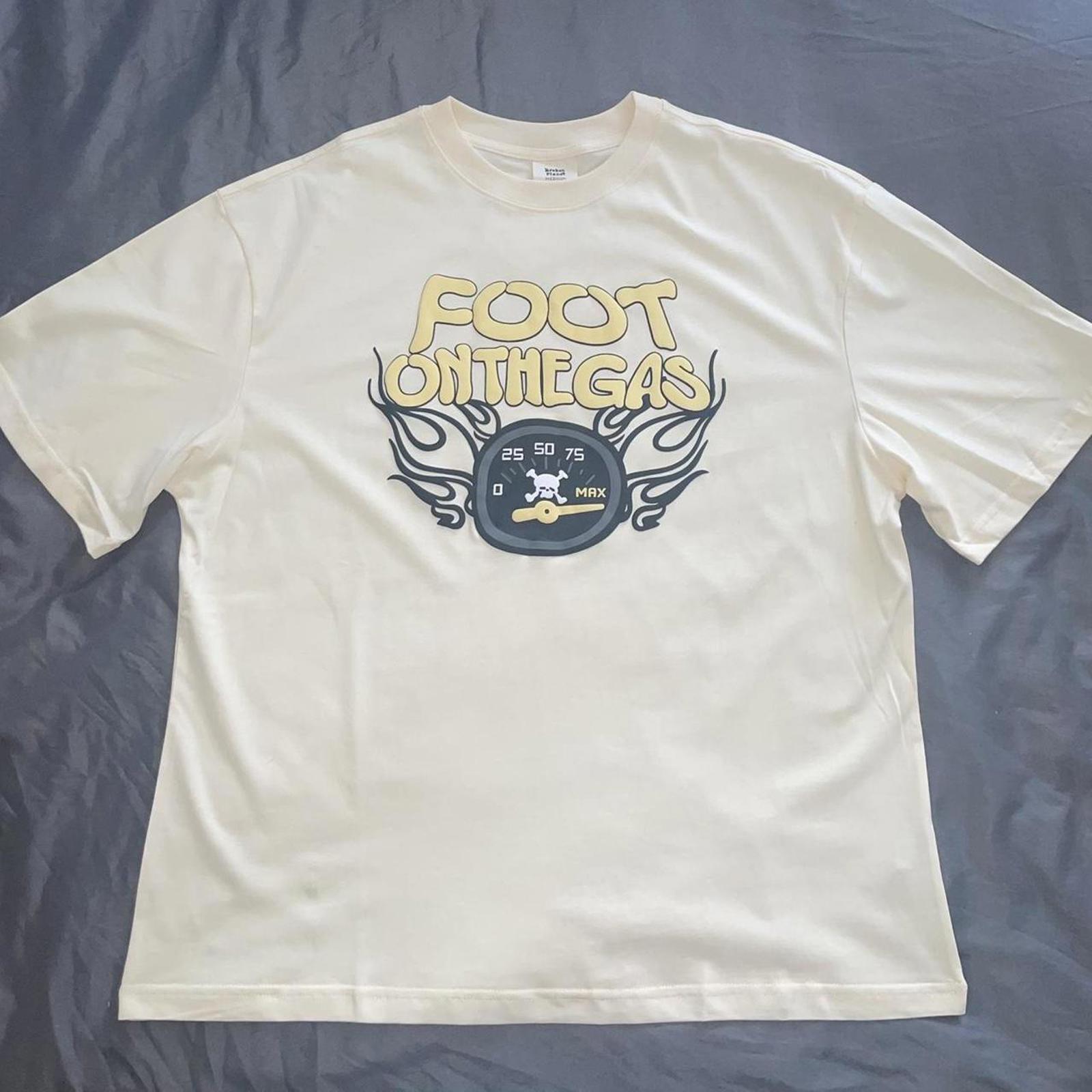 Broken Planet Men's Cream Tshirt